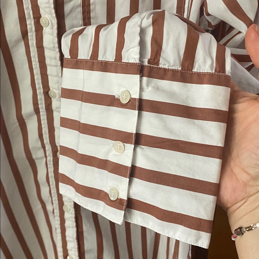Bilma Shirt by Sézane in the "Camel Stripes" Colorway Size 32 About Medium - Picture 6 of 16